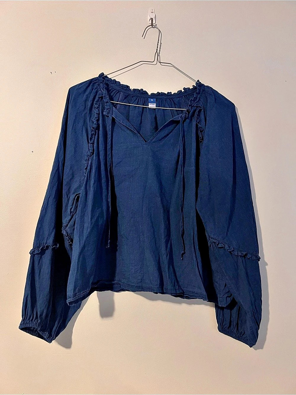Old Navy Long-Sleeve Ruffle Tie-Neck Top Blue XL